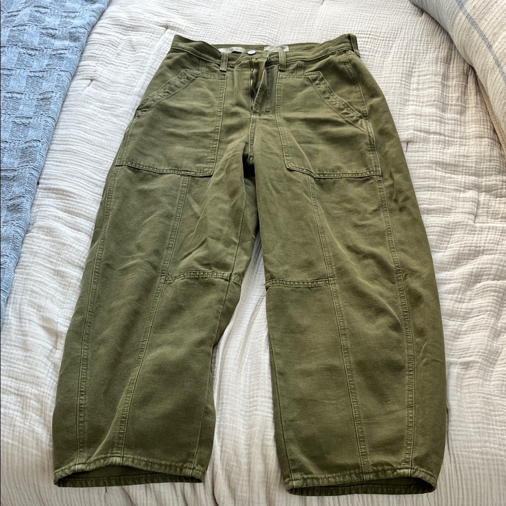 Universal Thread Olive Women's Barrel Jeans